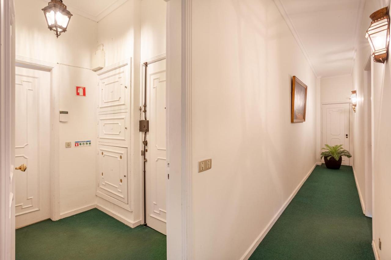 Joivy Vintage Flat With Terrace Apartment Lisbon